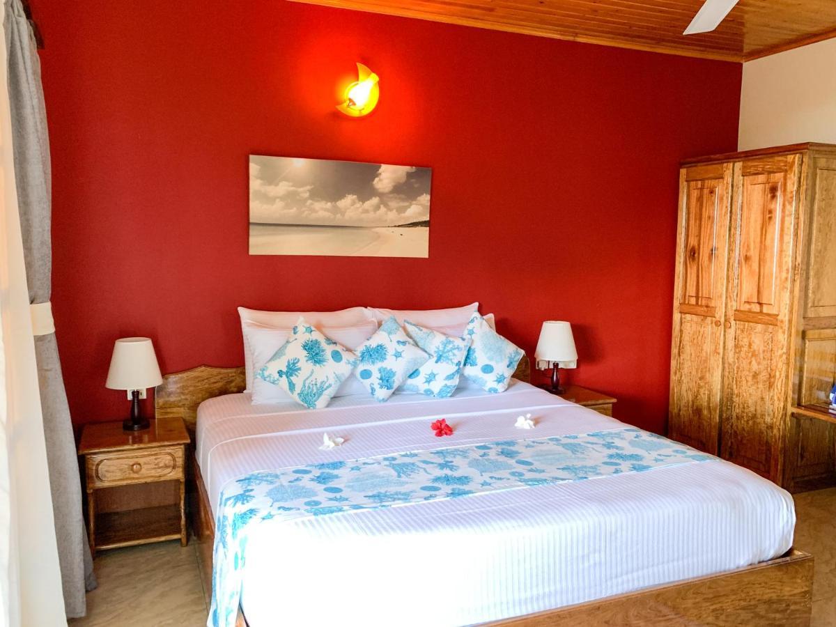 Exotic Guest House Anse Volbert Village Exterior foto