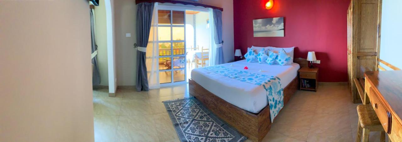 Exotic Guest House Anse Volbert Village Exterior foto